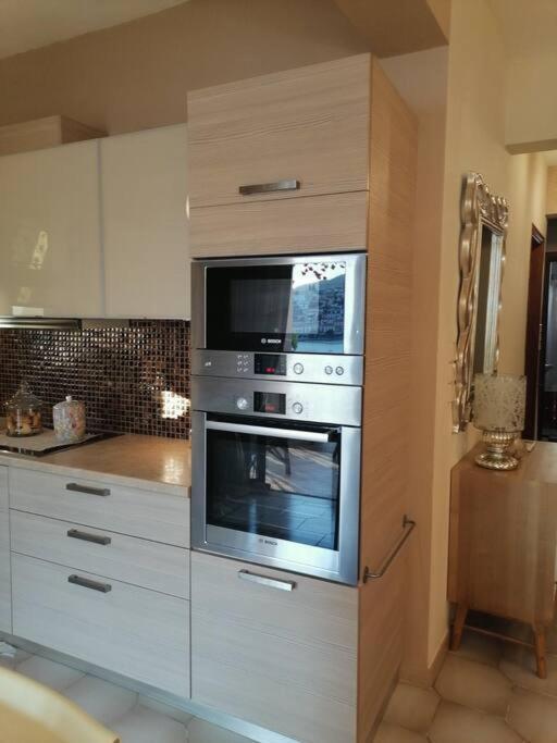 Suiteviewporos กาลาทาส ภายนอก รูปภาพ
