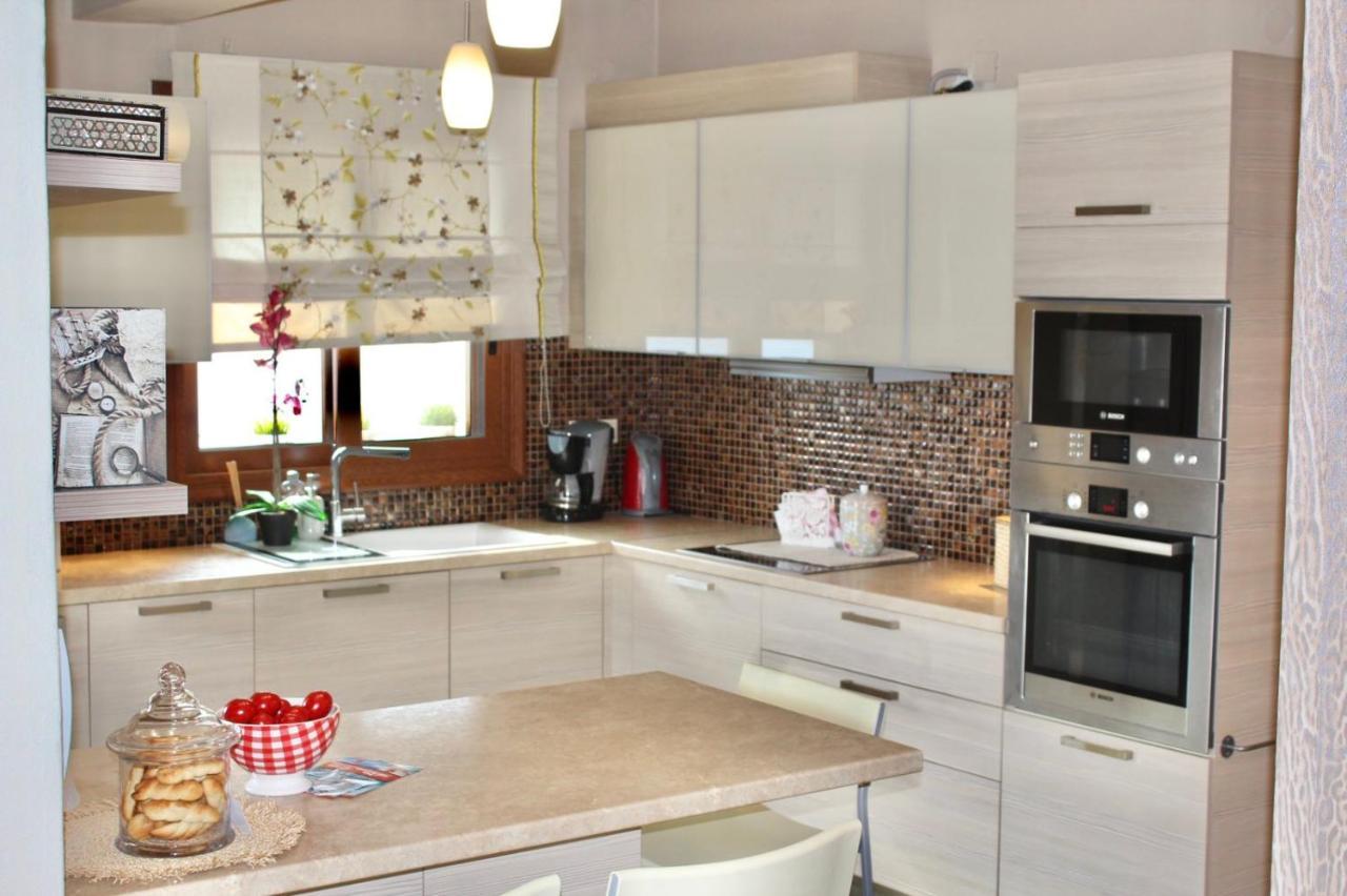 Suiteviewporos กาลาทาส ภายนอก รูปภาพ